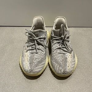 Adidas Yeezy Boost 350 V2 (Lightly worn)